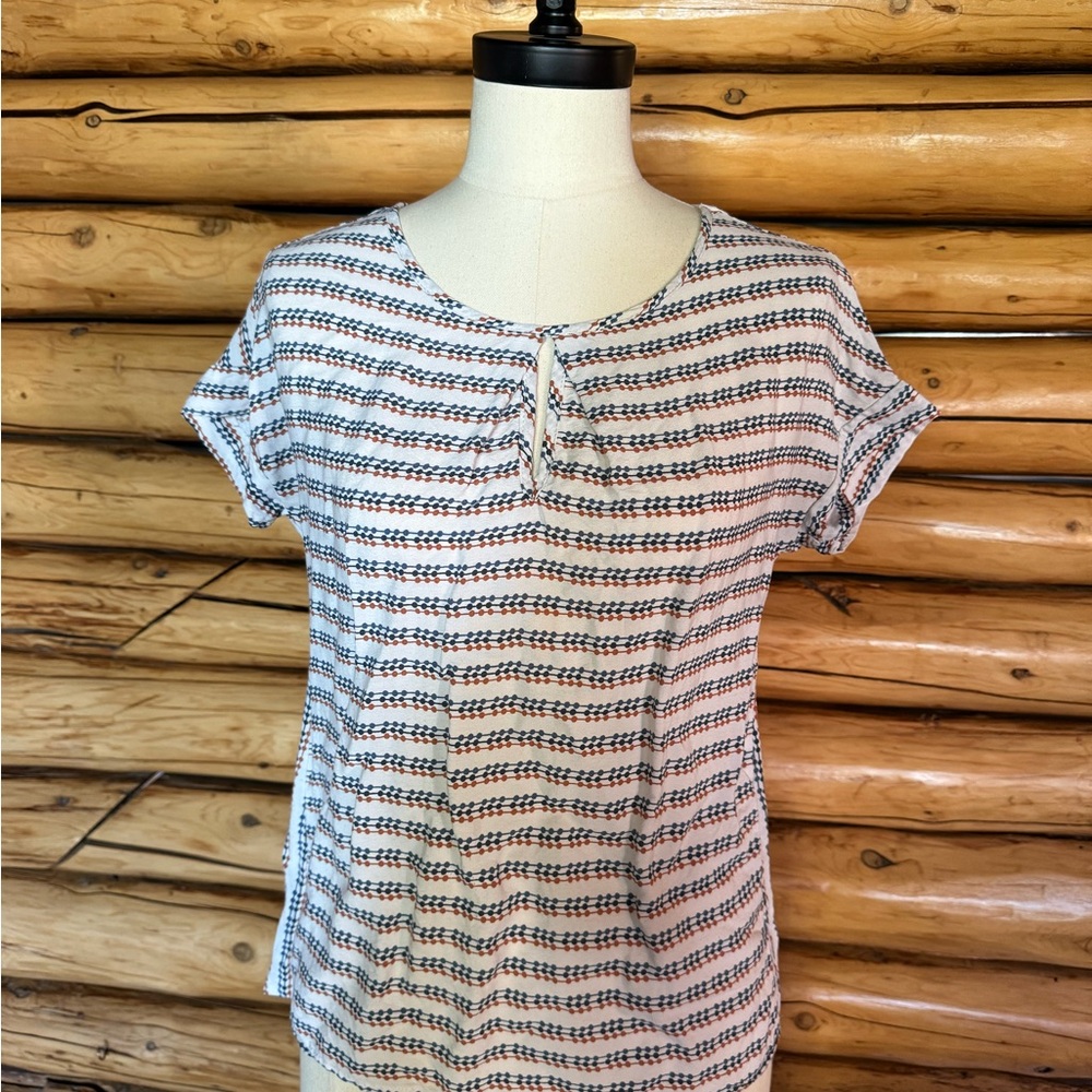 Sora by JBC. Cream lined short sleeve sweater